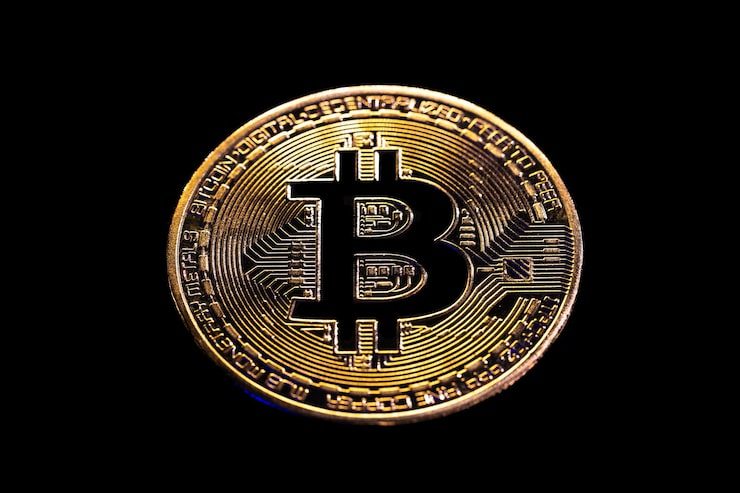 Read more about the article Bitcoin Miner Lifespan and Maintenance