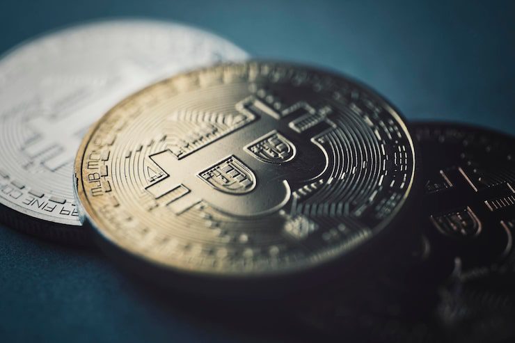 Read more about the article How Bitcoin Mining Secures the Network